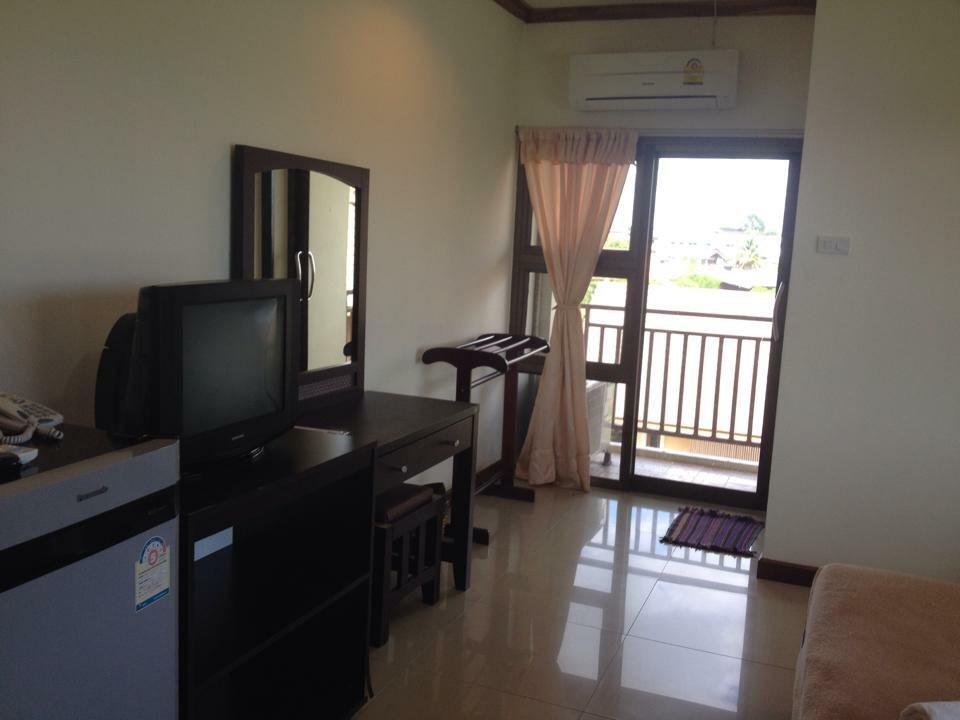 Huaymuang Apartment ウボンラチャタニ エクステリア 写真