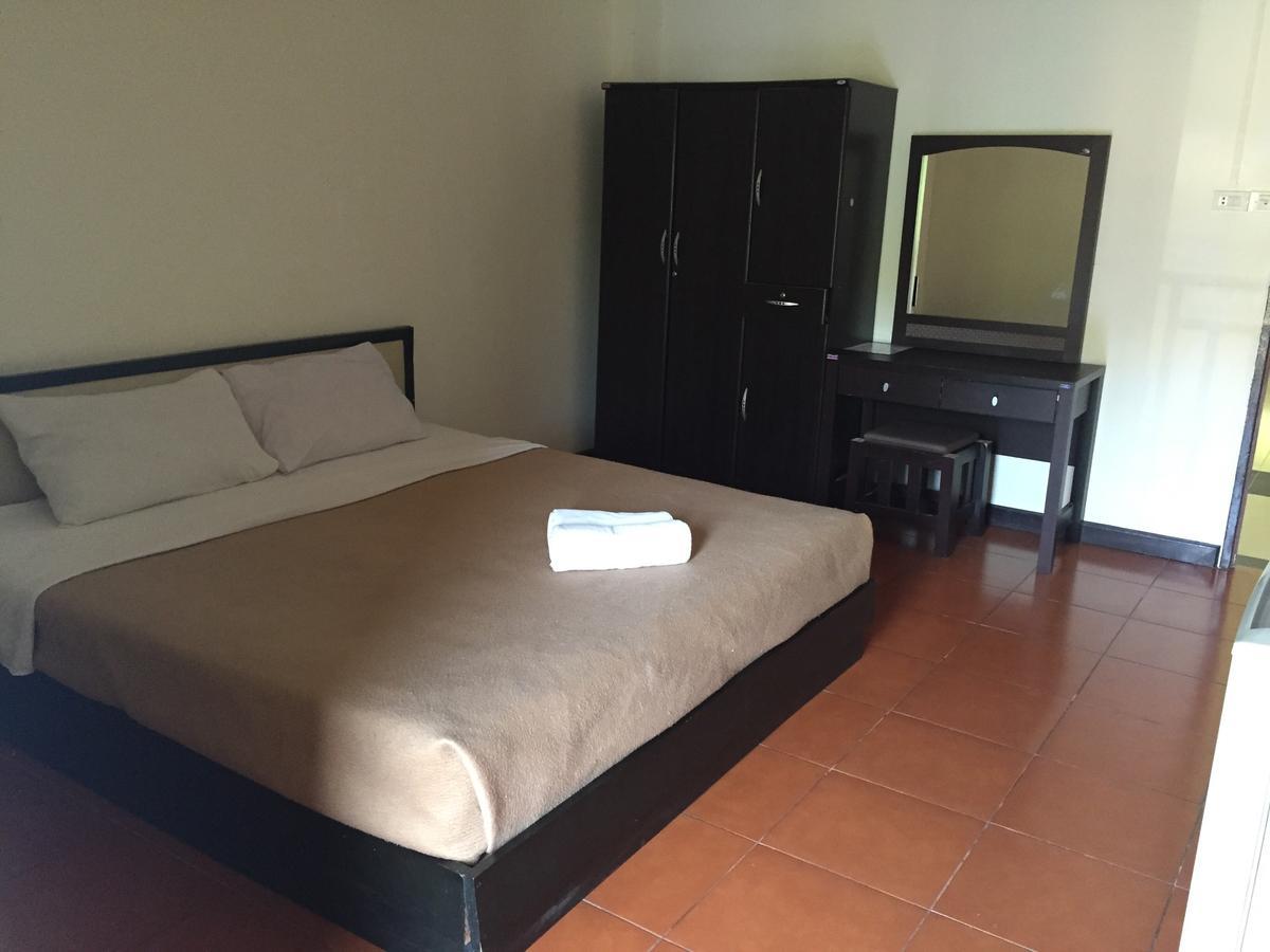 Huaymuang Apartment ウボンラチャタニ エクステリア 写真