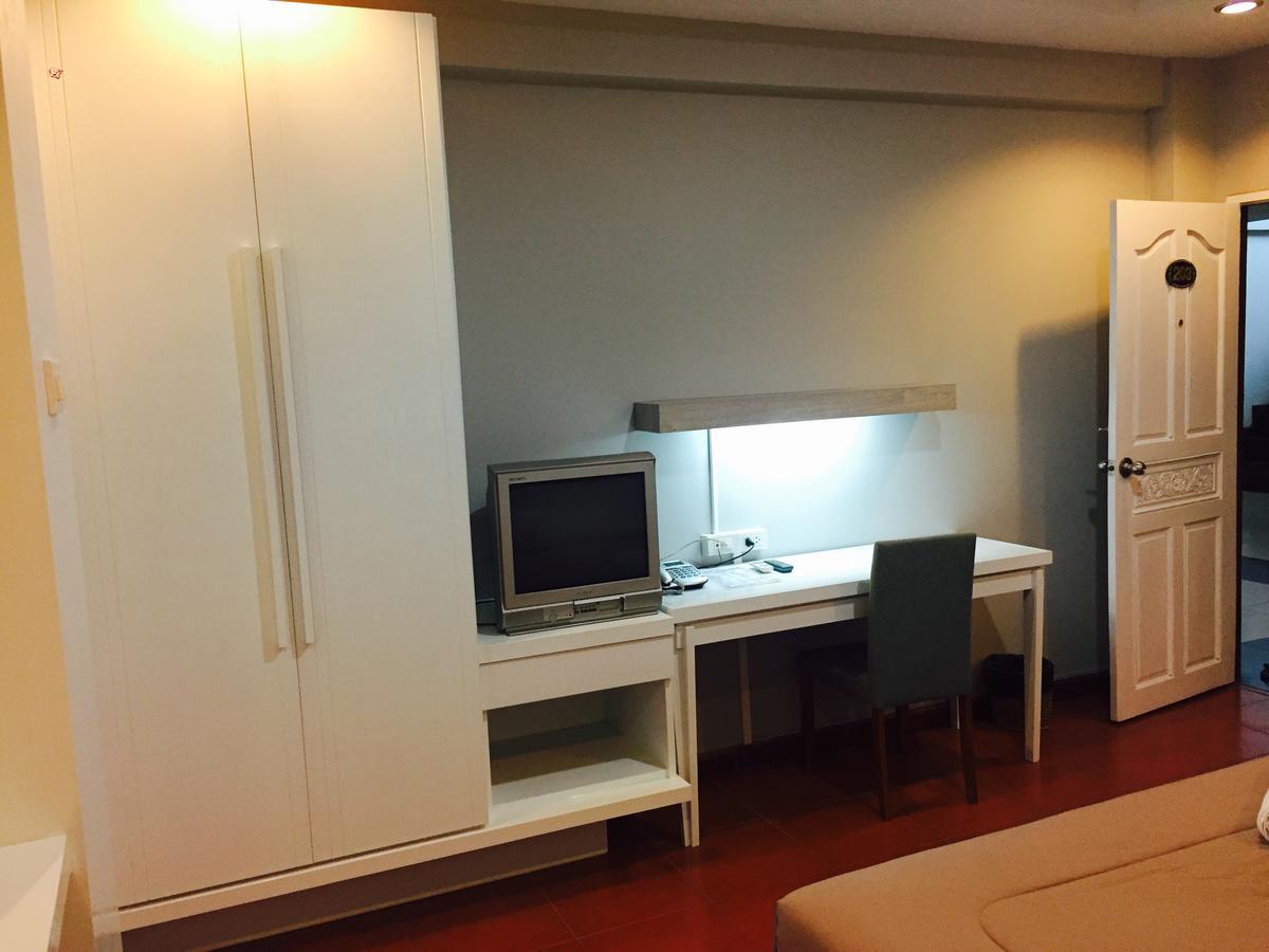 Huaymuang Apartment ウボンラチャタニ エクステリア 写真