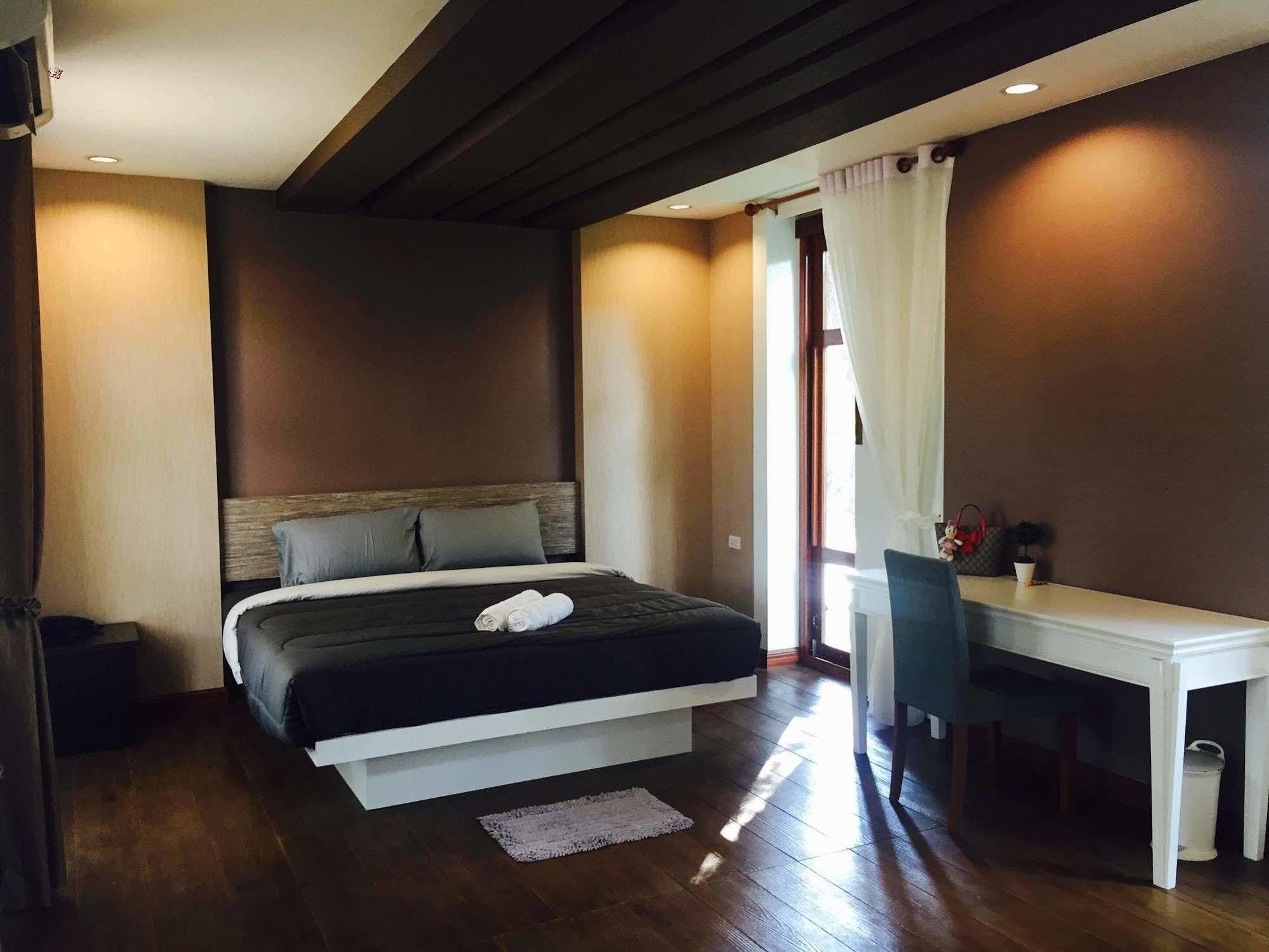 Huaymuang Apartment ウボンラチャタニ エクステリア 写真