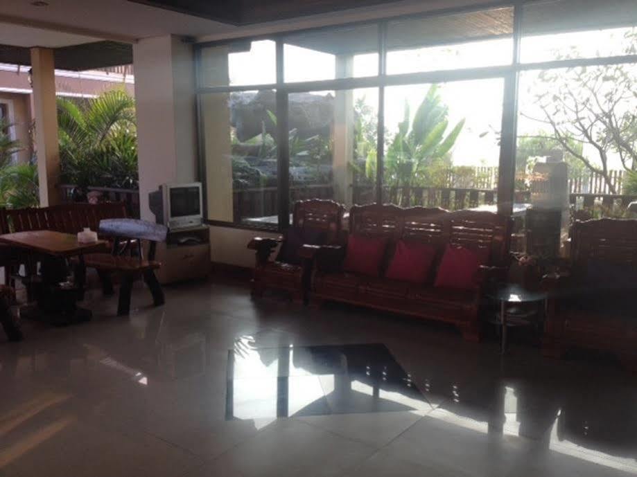 Huaymuang Apartment ウボンラチャタニ エクステリア 写真
